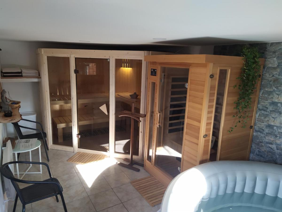 House Of Relax Villa Recany nad Labem Buitenkant foto